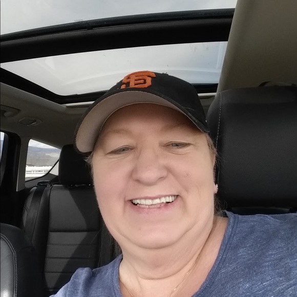 Meet your Posher, Linda - Picture 1 of 1